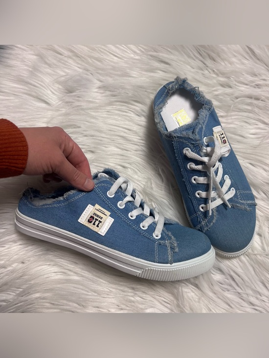 110 denim Shoes - Light Blue Denim Low-Top Lace-Up Sneakers
